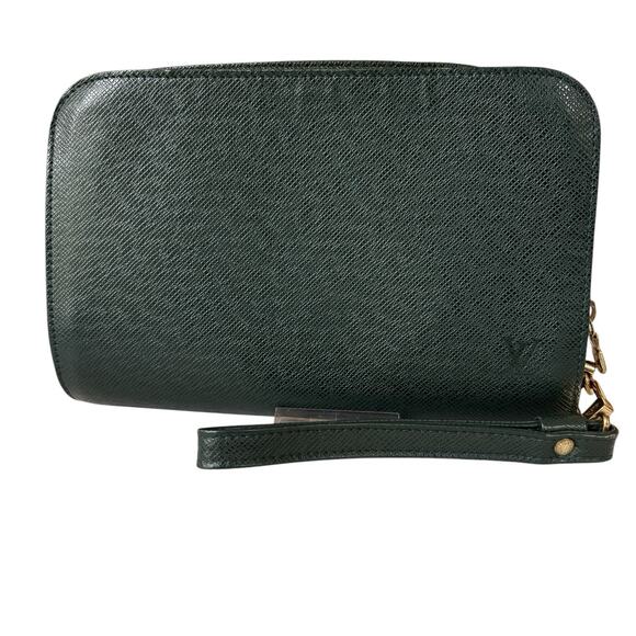 COPY - Authenticated Louis Vuitton Taiga Baikal Clutch Bag Epicea / Green. Code… - Picture 2 of 16